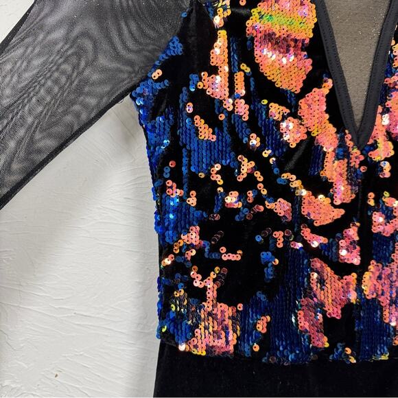 Weissman Costumes Adult Small Sequined Black Velvet Shorts Leotard Sheer Sleeve - Picture 7 of 10